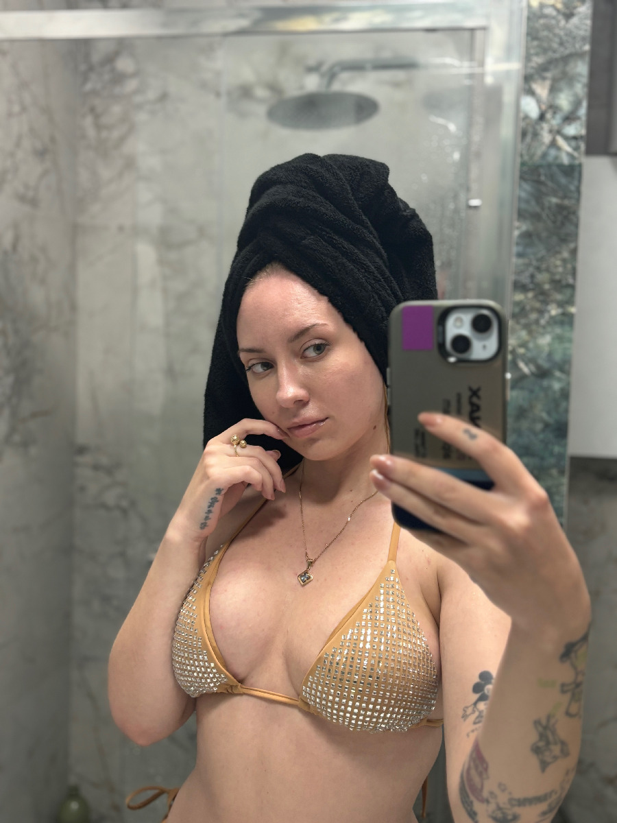 Nude girl KateV in Kiev