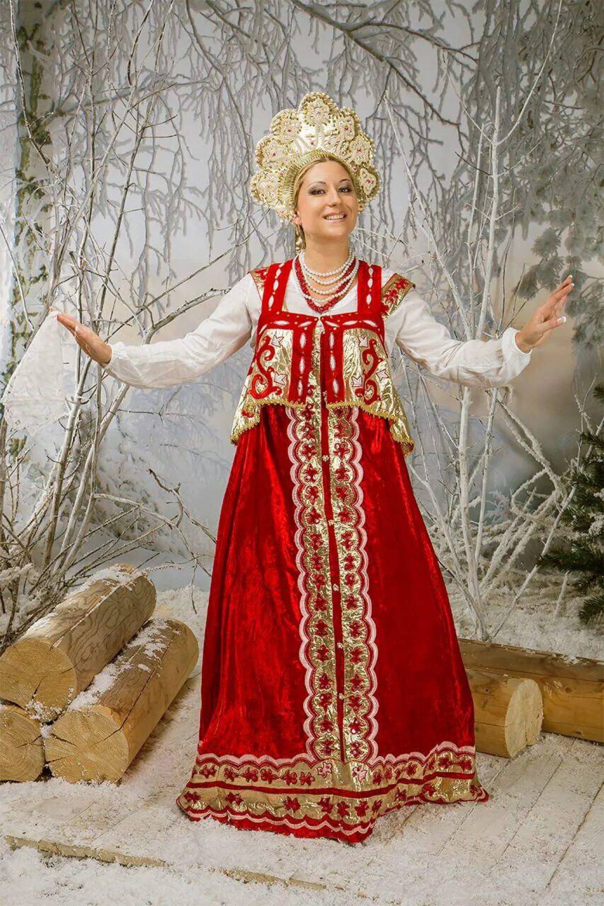 Girls in Slavic costumes in Kiev