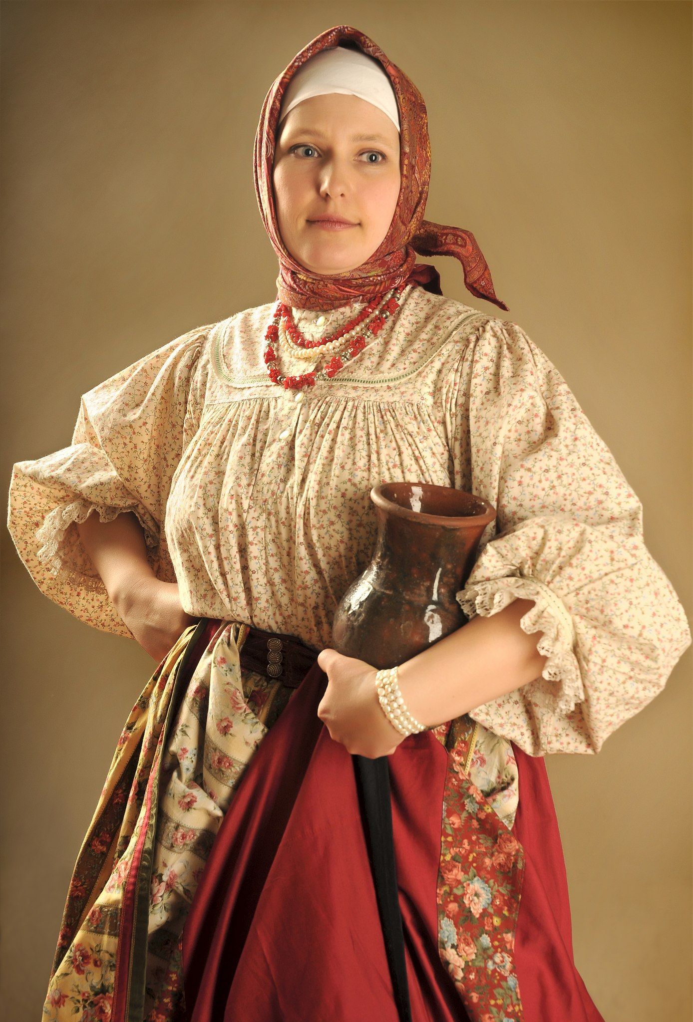 Girls in Slavic costumes in Kiev